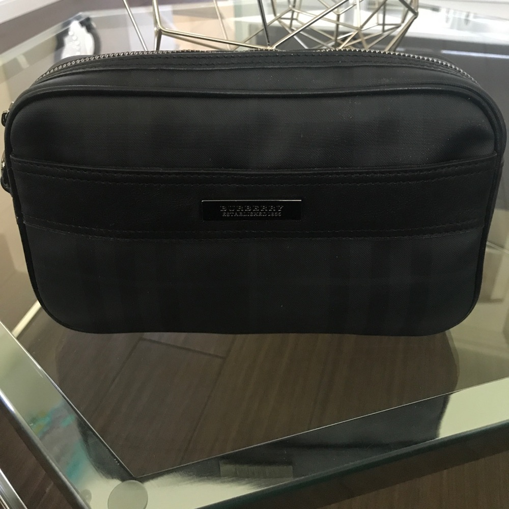 Burberry toiletry bag