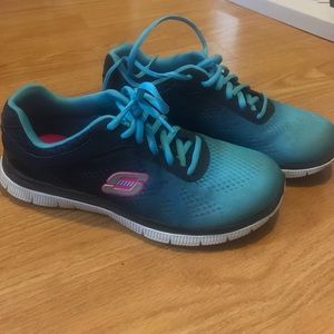 Sketchers Knit sneakers