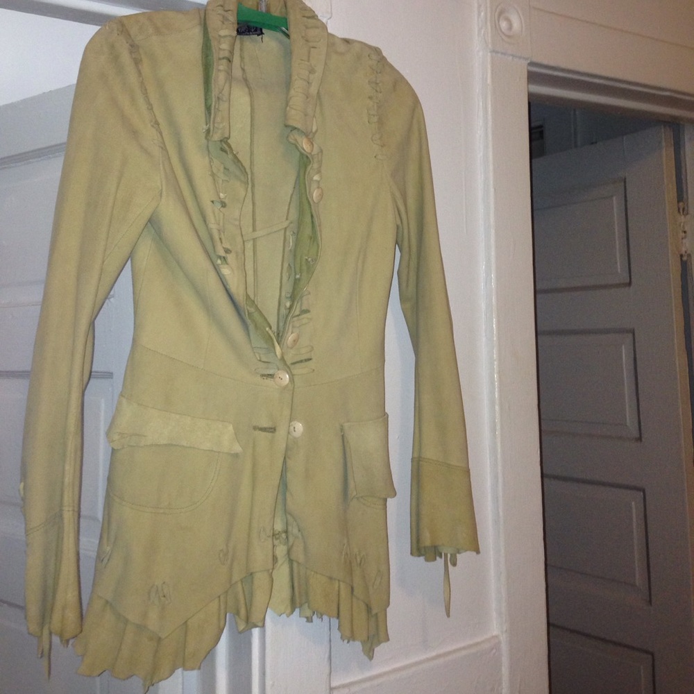 King suede top