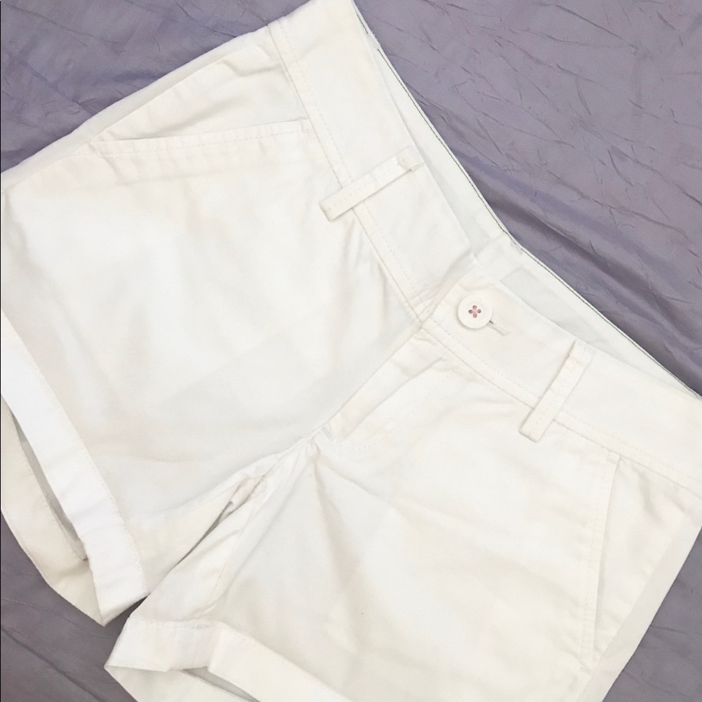 Lilly Pulitzer White Callahan Shorts