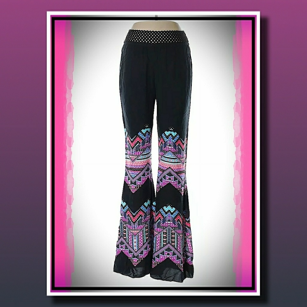 FUN, FLATTERING Casual Pants - Picture 1 of 1