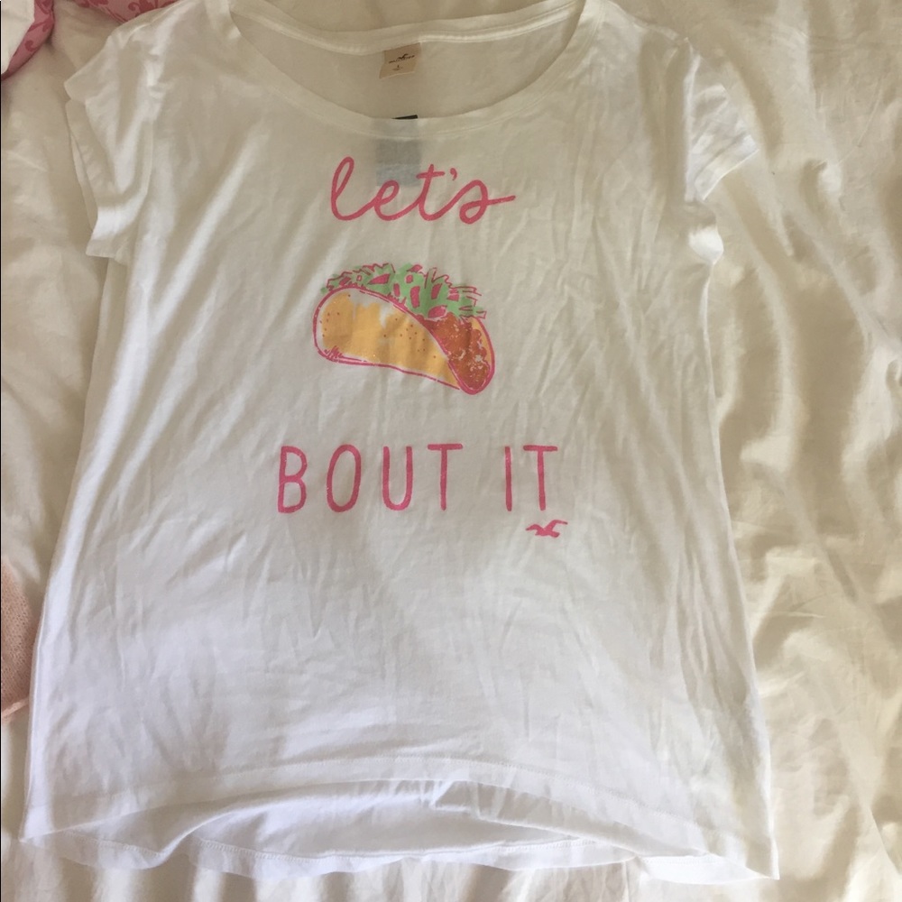 hollister graphic tee