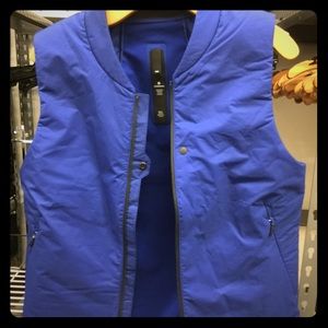 Lululemon Surge Thermostat Vest