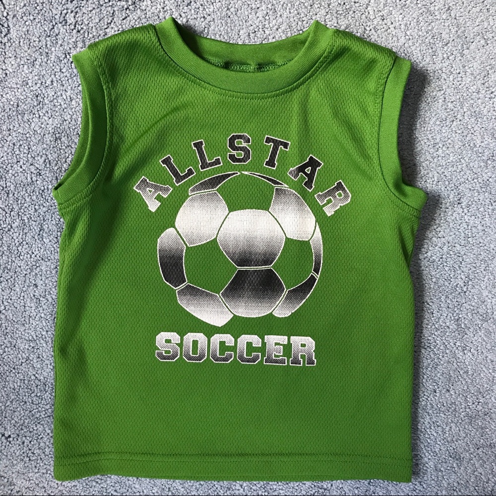 Boys green soccer muscle shirt size 4T