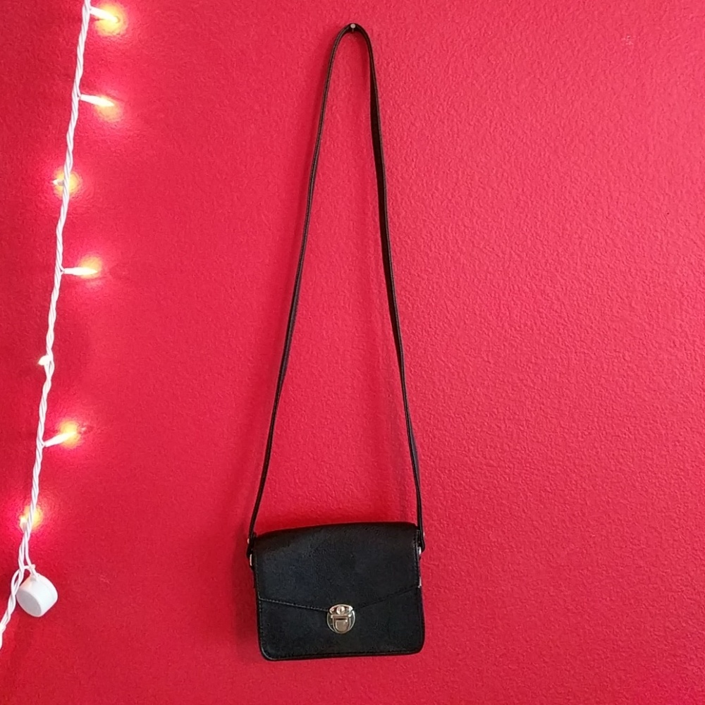 ∞Crossbody Purse