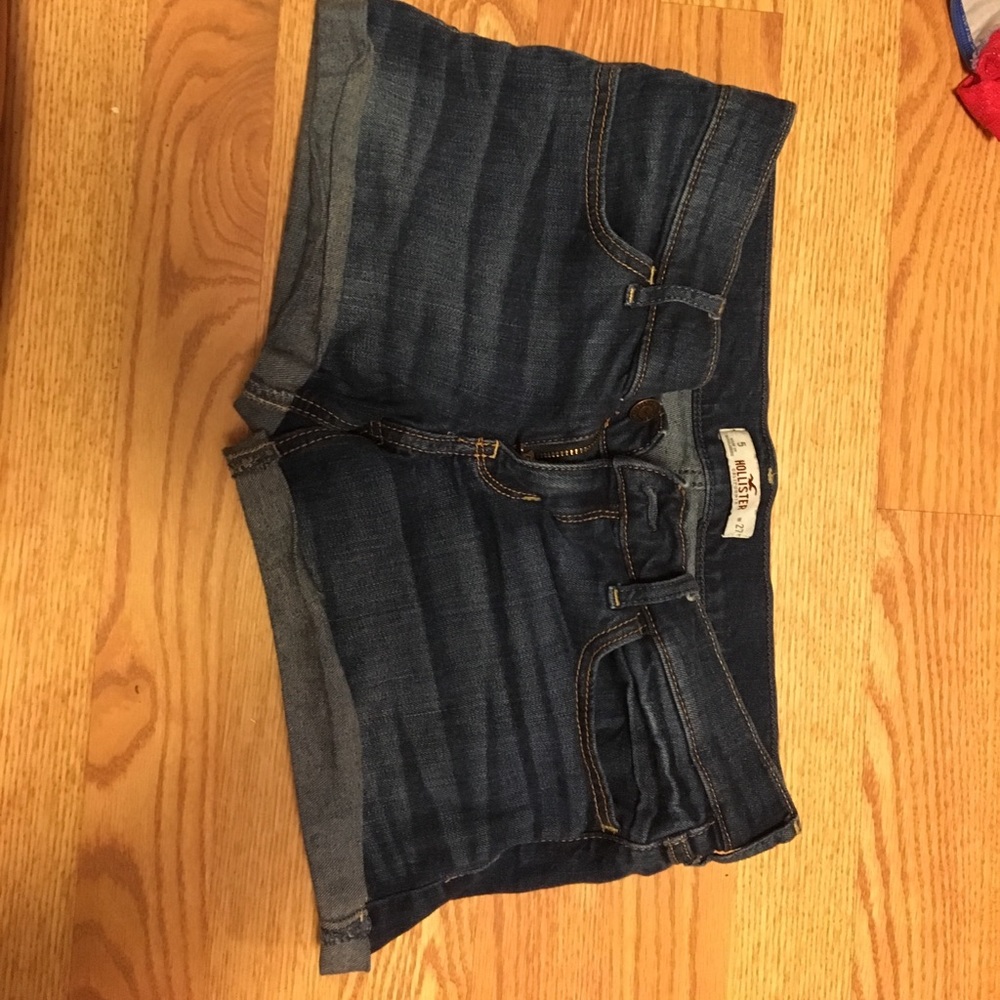 Hollister jean shorts