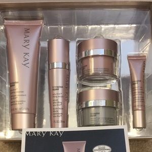 Mary Kay Timewise Repair Set
