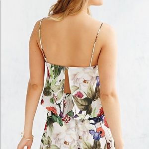 MOTEL Floral Tank