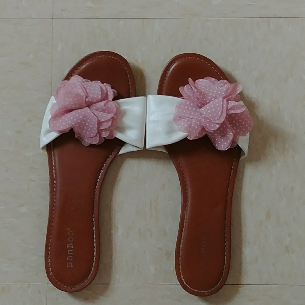 Bamboo Floral Sandals