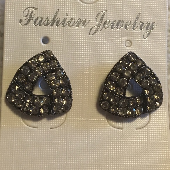 Rinestone studs - Picture 3 of 4