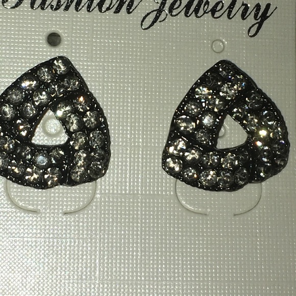 Rinestone studs - Picture 4 of 4