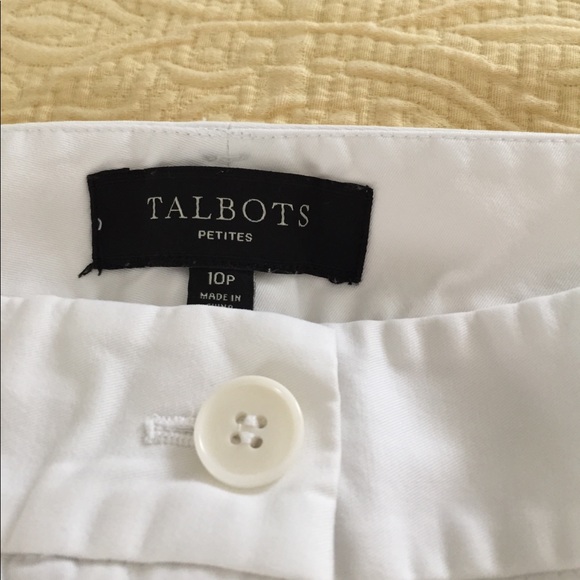 Shorts - Picture 2 of 3