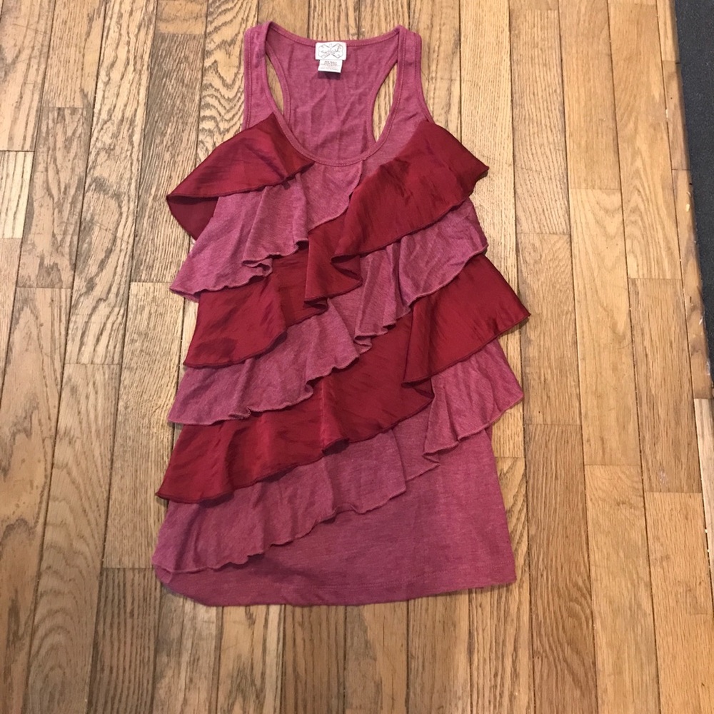 Cute ruffle tank top