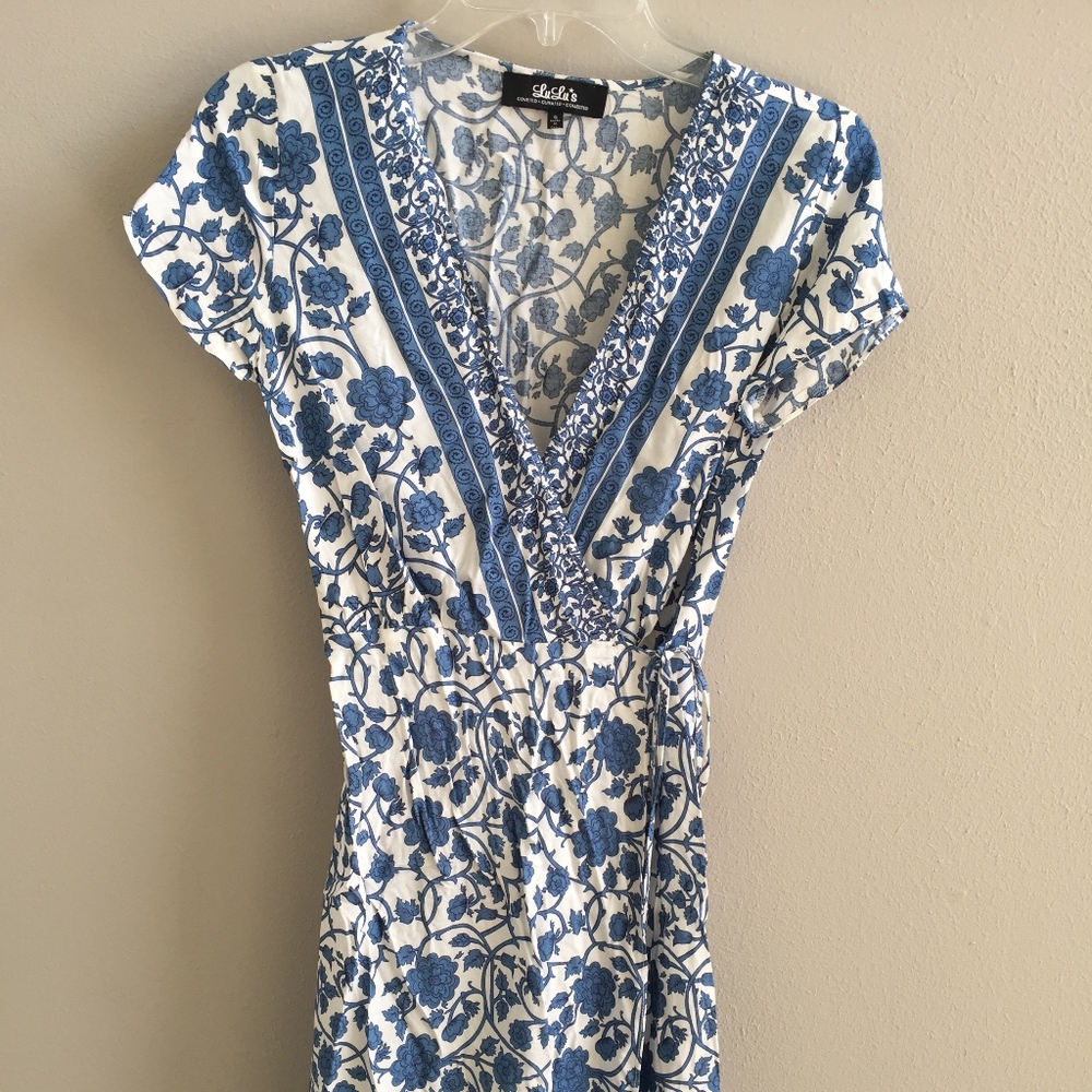 SOLD: NWOT Women's Wrap Maxi Dress