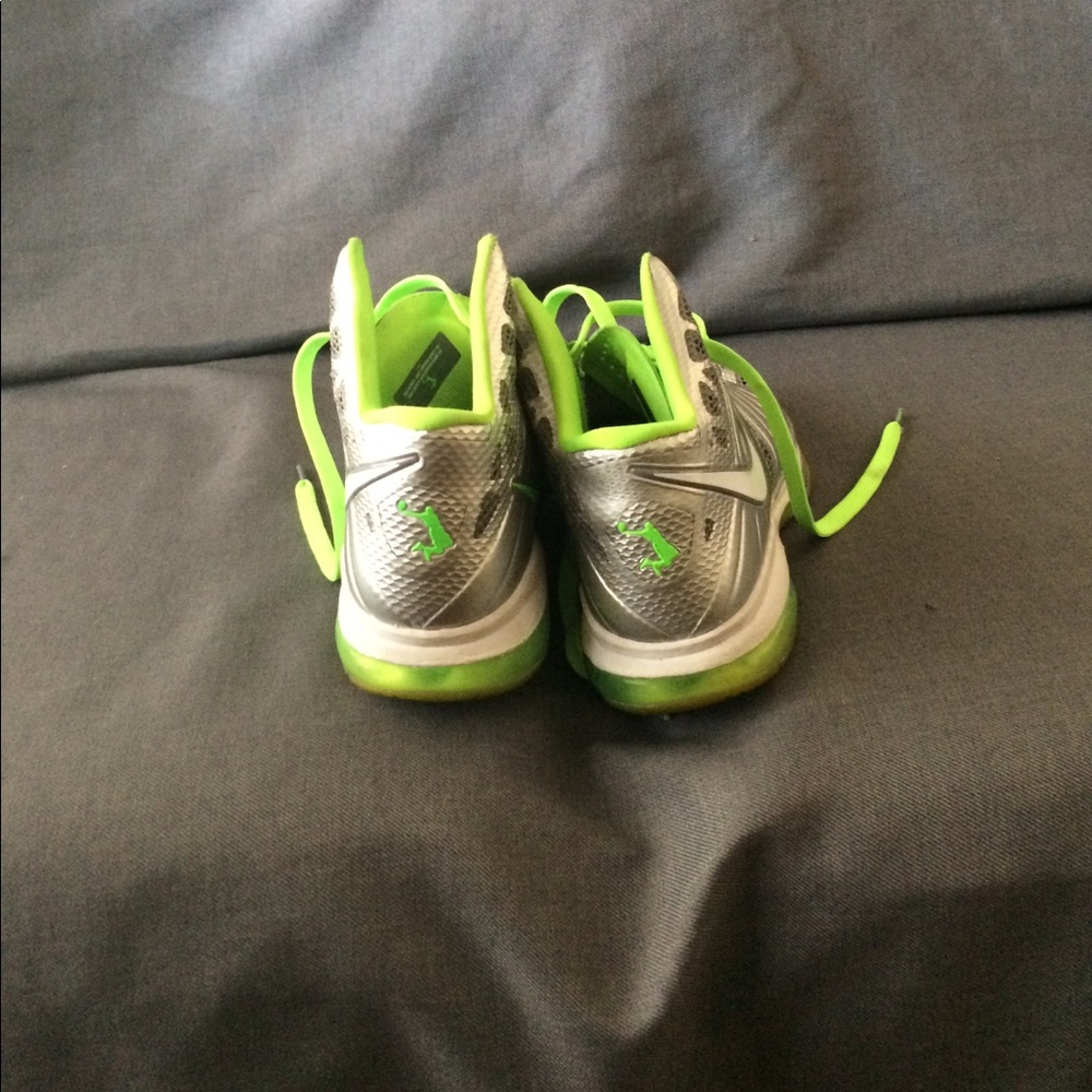 Lebron 8 - Picture 3 of 4