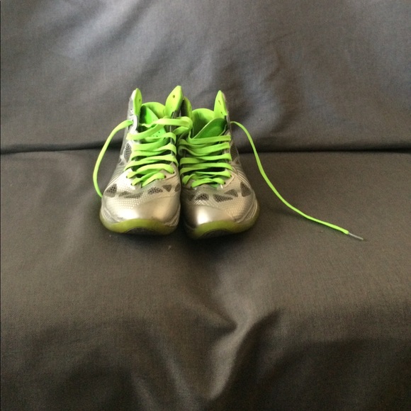Lebron 8 - Picture 1 of 4