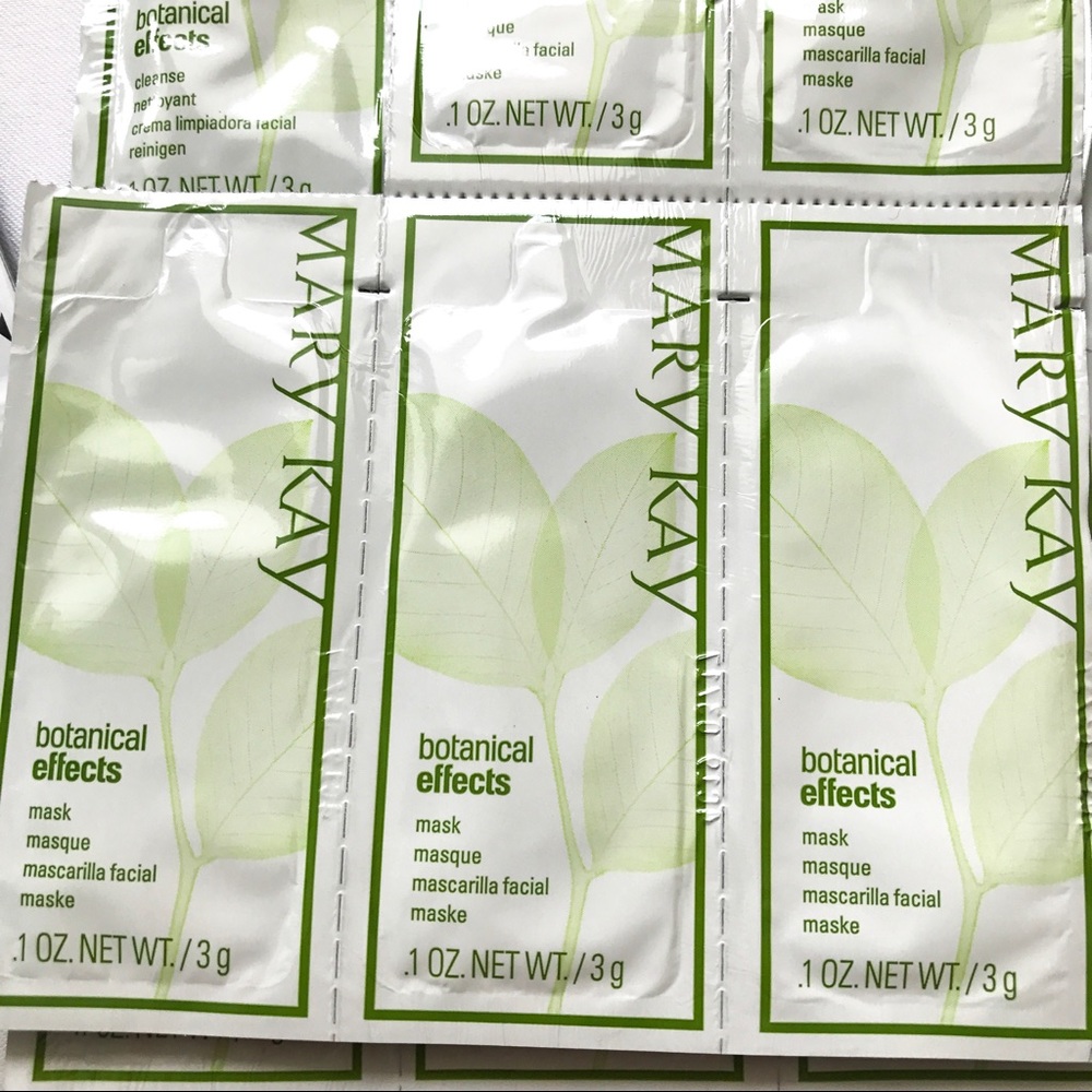 Mary Kay sample bundle - Picture 5 of 6
