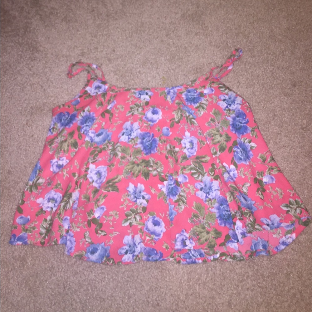 Crop top