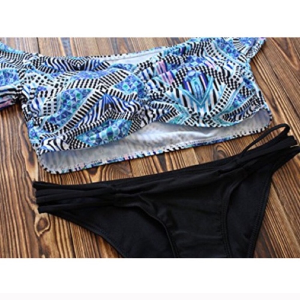 Off The Shoulder Bikini Size Small - image 3