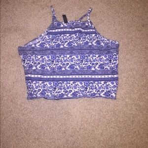 Crop top