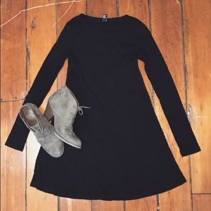 Long Sleeve Black Dress