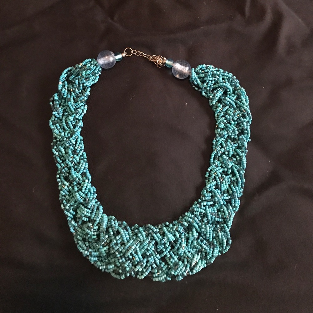 Beaded blue necklace