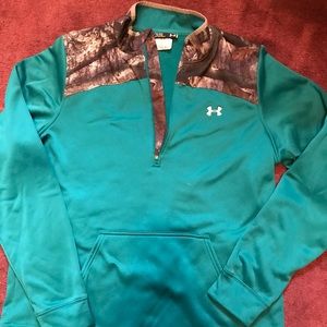 Under Armour sweatshirt