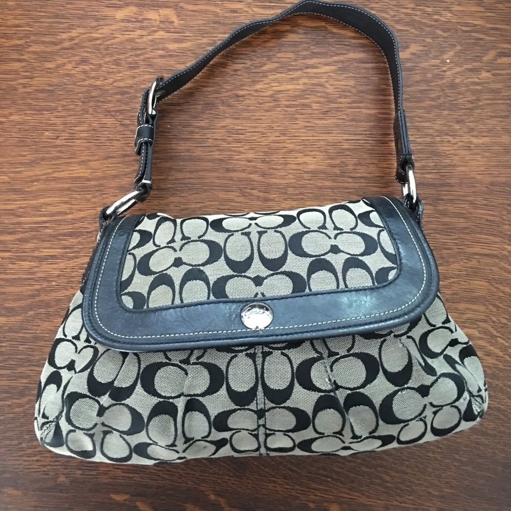 Coach hand bag