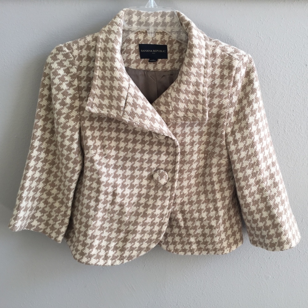 SOLD: Women's Houndstooth Print Jacket/Blazer