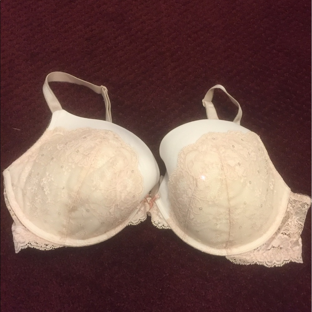 Cute lightly padded vs bra