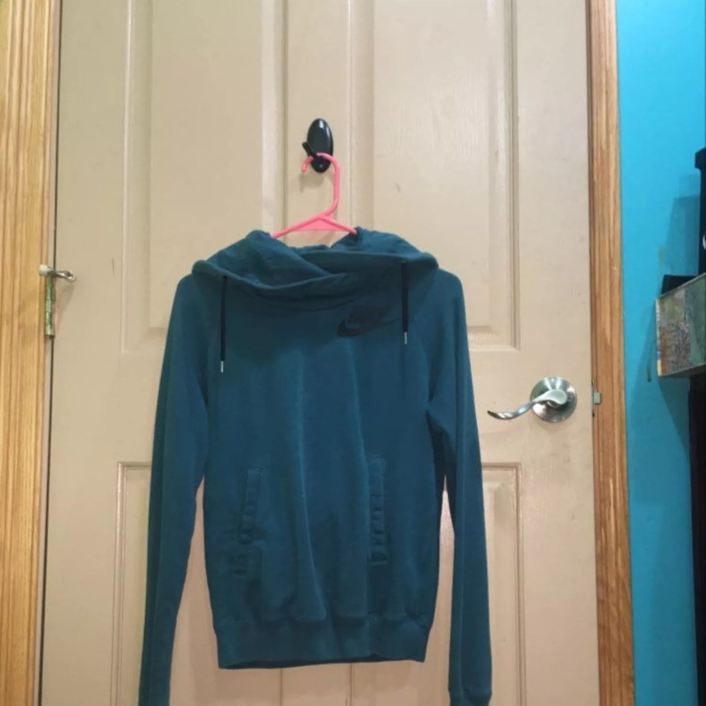 Nike Pullover Hoodie