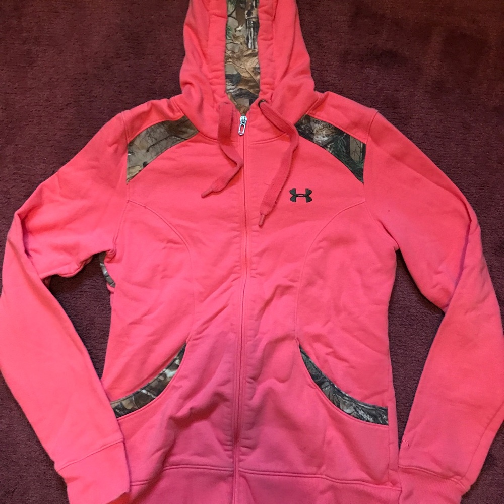 Under Armour sweatshirt