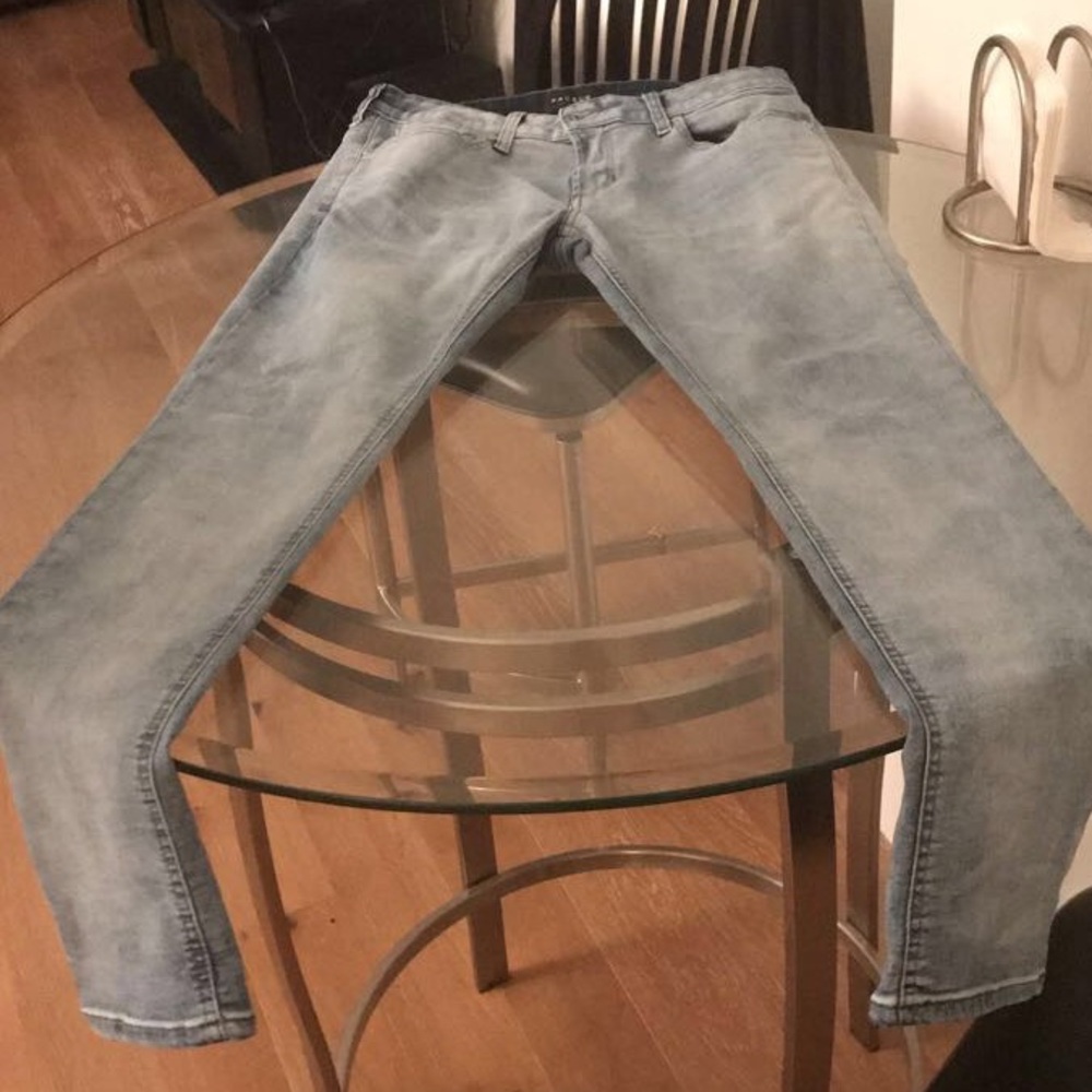 Light blue washed PACSUN 32x32 jeans