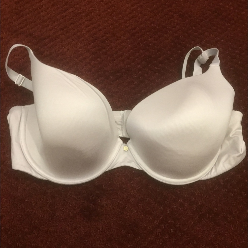 Super cute light grey bra