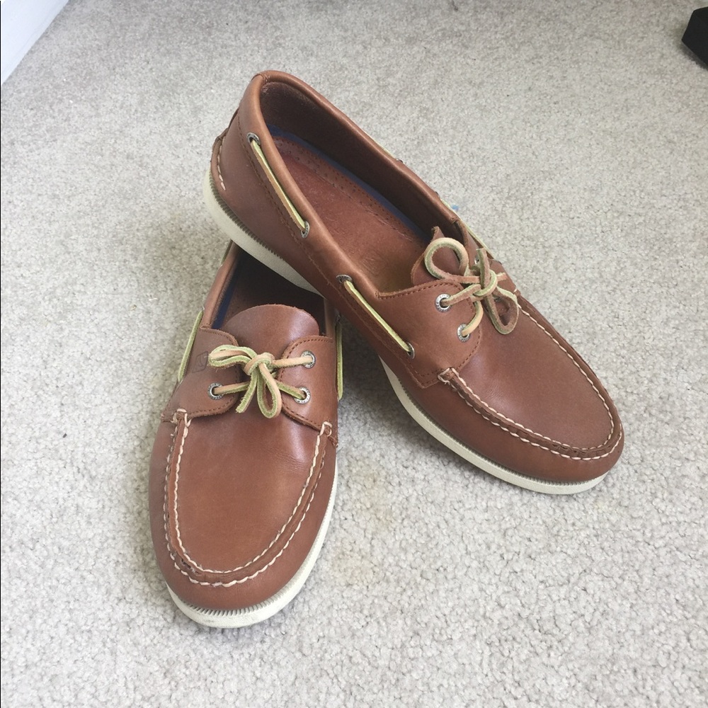 Sperry 2 eye Boat shoe