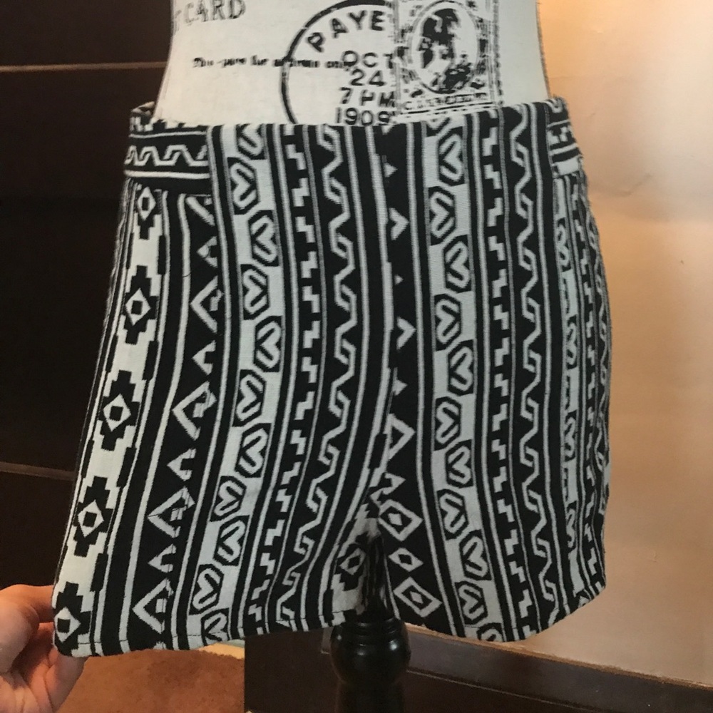 High waisted Aztec pattern shorts
