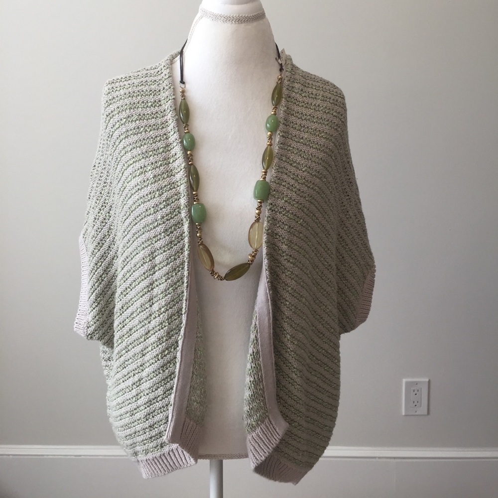 Loft Short Sleeve Knit Cardigan and Necklace