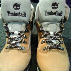 Pretty nice pair of Tims (:
