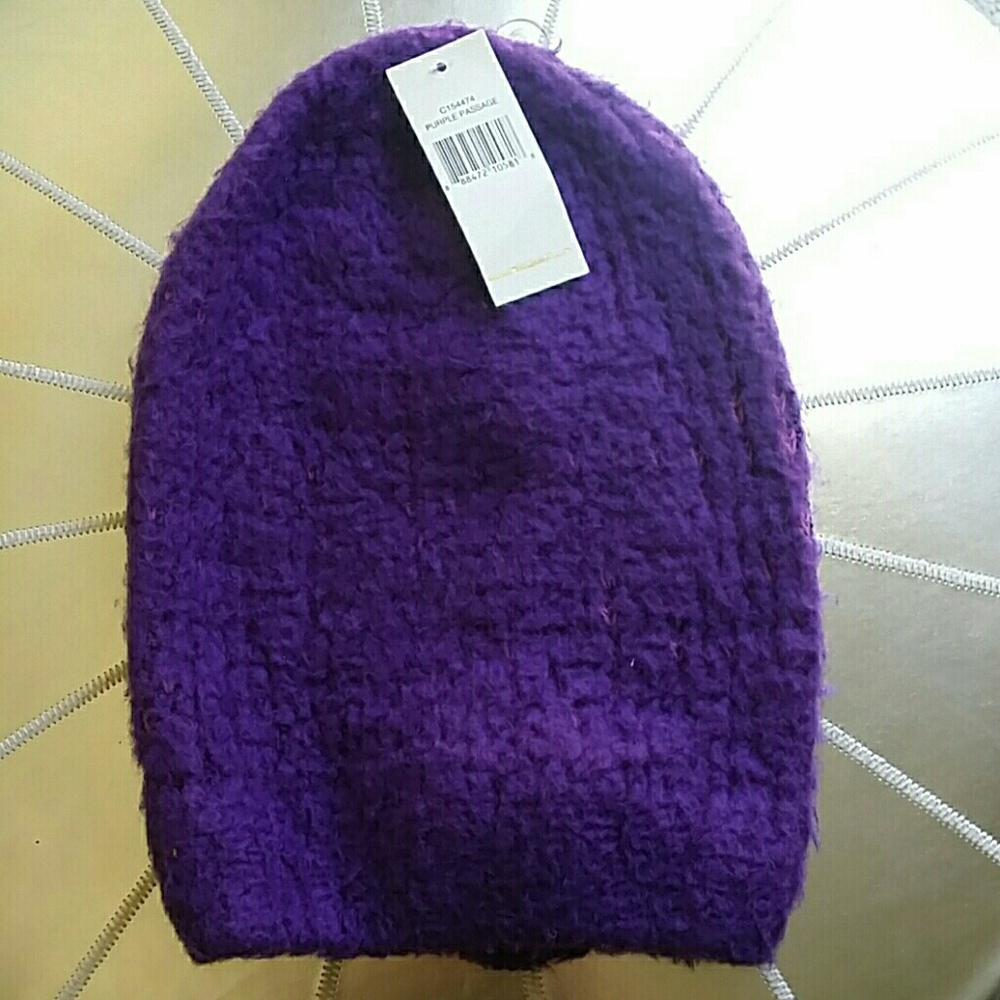 NWT purple beanie