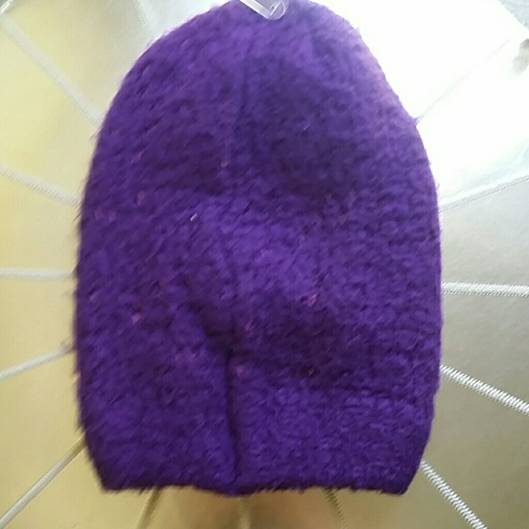 NWT purple beanie - Picture 2 of 3