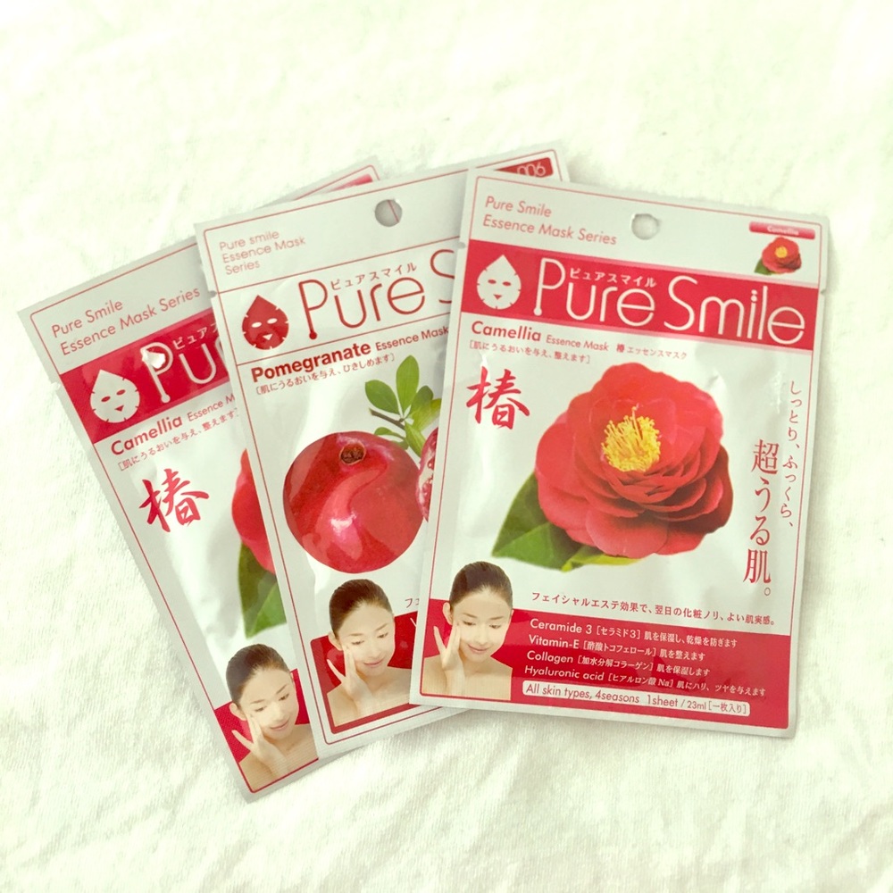 Pure Smile Camellia & Pomegranate Essence Mask