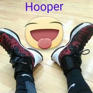 Meet your Posher, Clarence