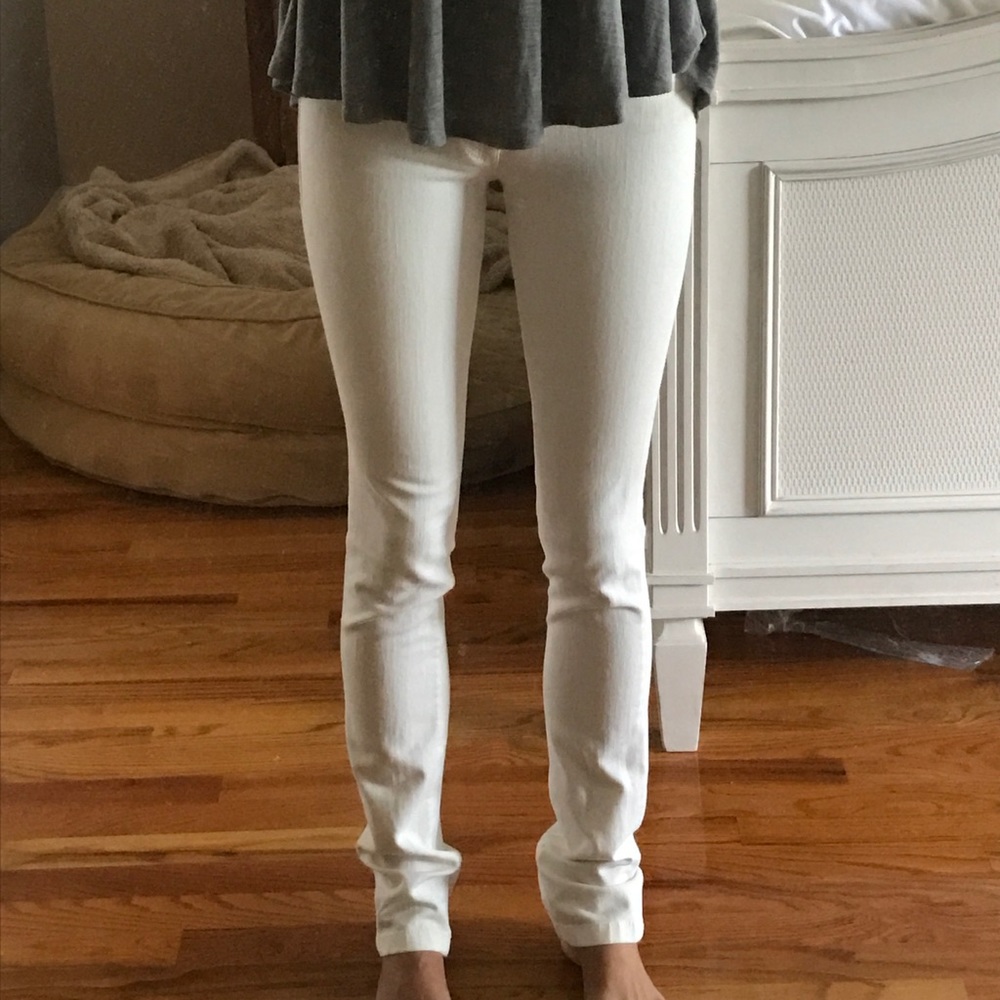 DL1961 white jeans