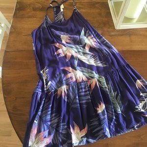 Small roxy dress