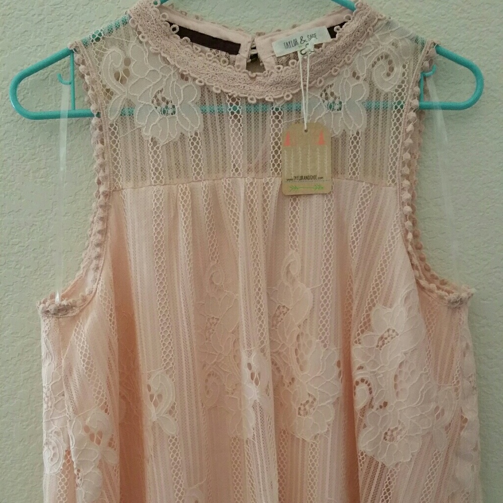 Lace halter style blouse