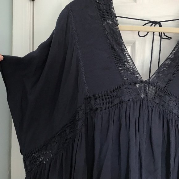 Boho Rayon flowy causal blouse. - Picture 3 of 5