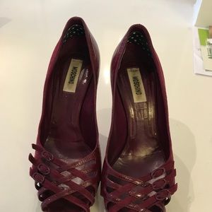 Moschino open toes burgundy leather heels