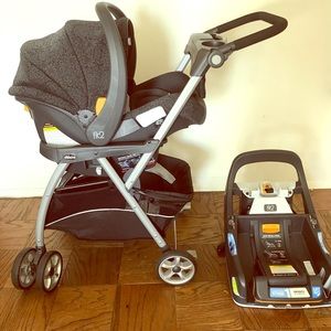 Chicco key Fit 2 car seat w/ base and snap n go