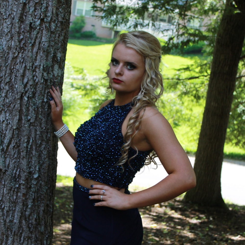 sherri hill prom dress