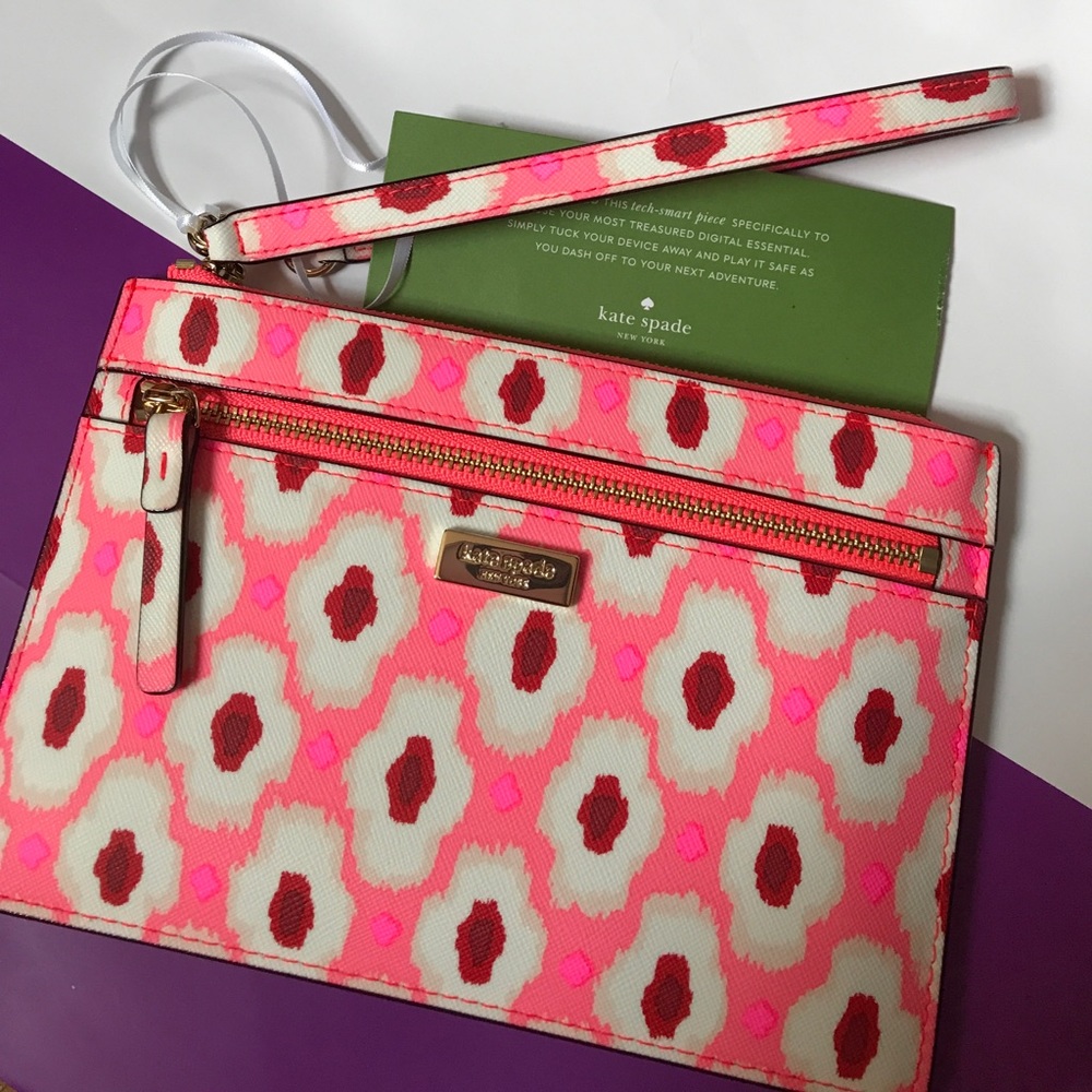💋Kate Spade Wristlet